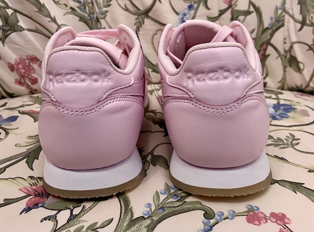 Оригінал Кросівки Reebok Classic Pink