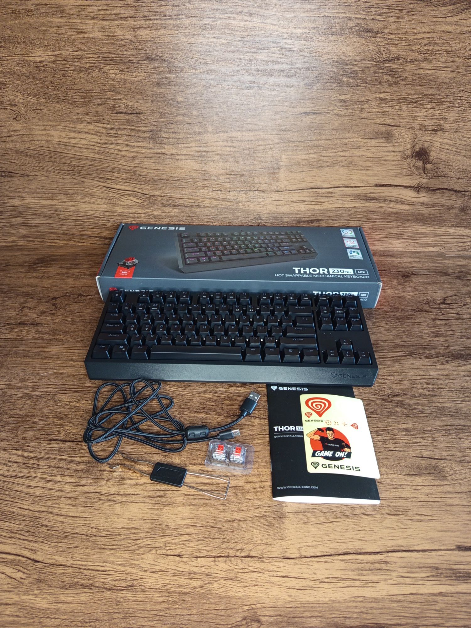 Klawiatura Genesis Thor 230 TKL Lite stan bdb - wysyłka OLX