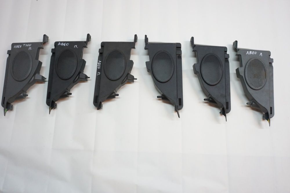 Кріплення задньої полиці Chevrolet Aveo\Шевроле Авео T200\255 хетчбек