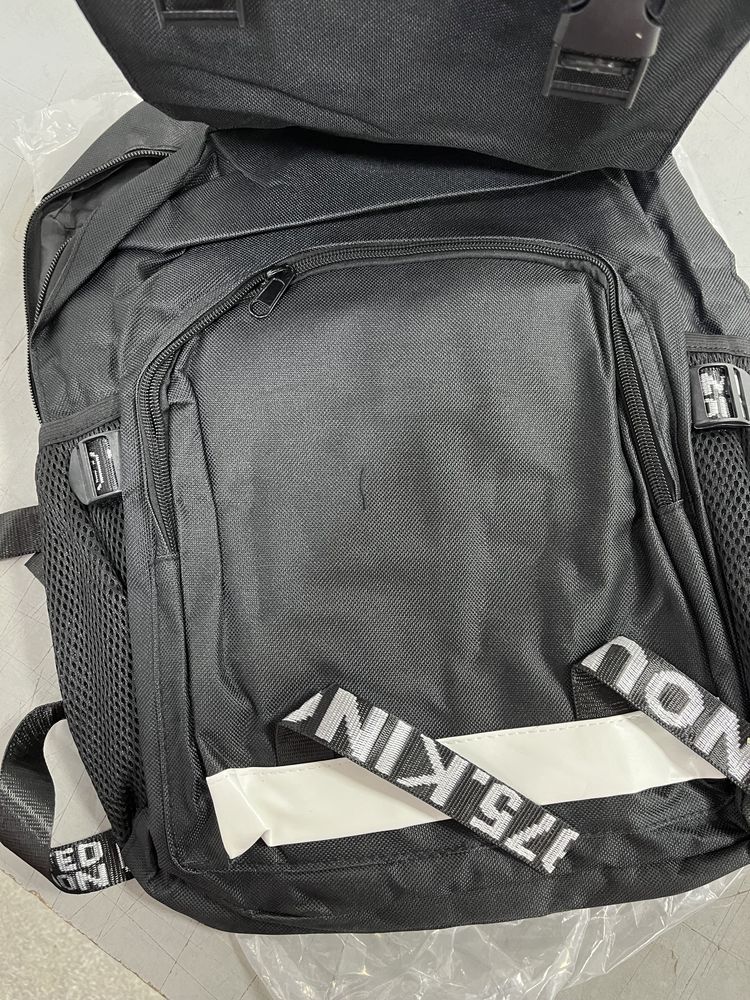Продам мужской рюкзак водонепроницаемый светящийся