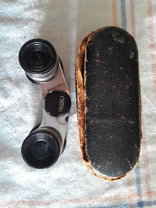 Binóculos de teatro antigos