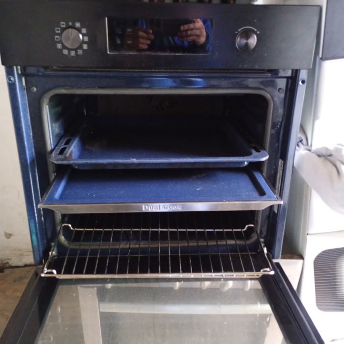 Piekarnik Samsung dual cook NV66M3531BB