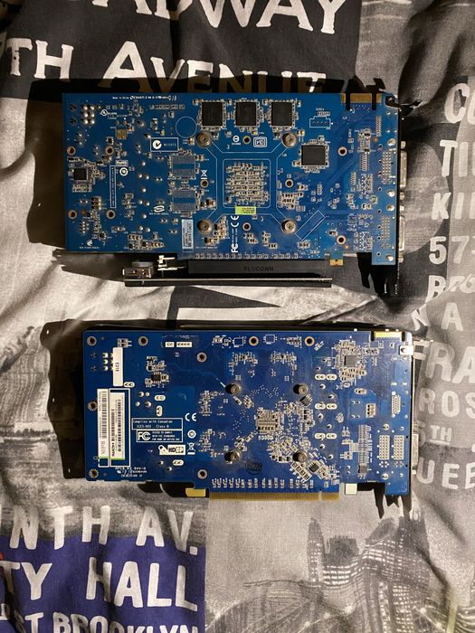 Блок живлення 450w bronze plus та дві відеокарти