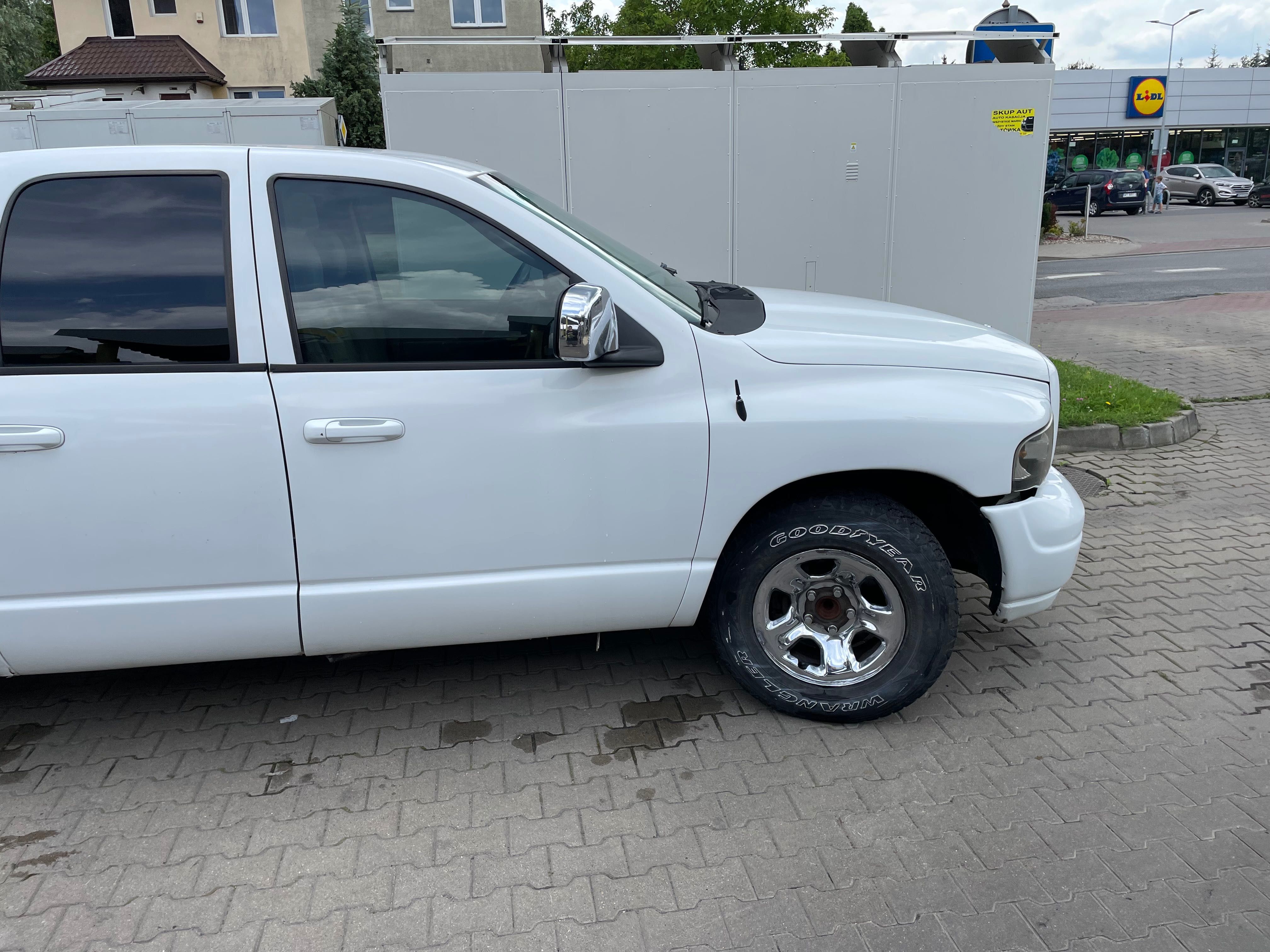 Dodge RAM 4.7 dluga paka 6 osob pickup Camper kamper