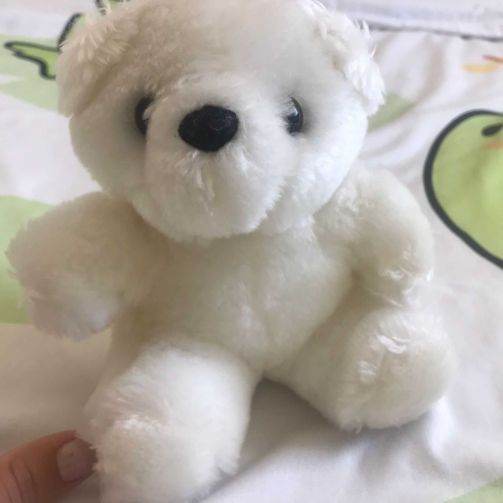 urso de peluche pequeno branco