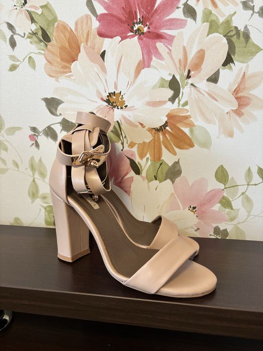 Туфлі вечірні