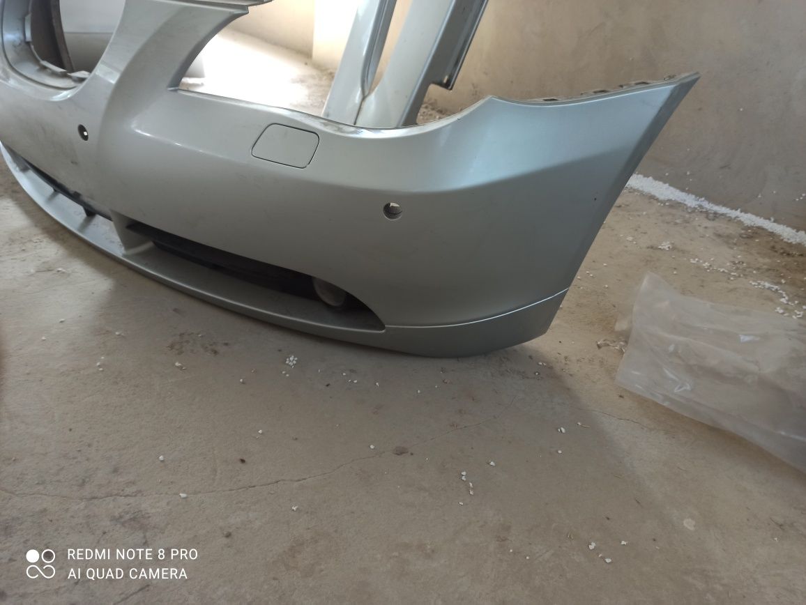 Продам бампер передний и задний, пороги BMW е60 2008 год