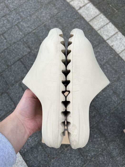 Adidas Yeezy Slide Bone klapki 40.5