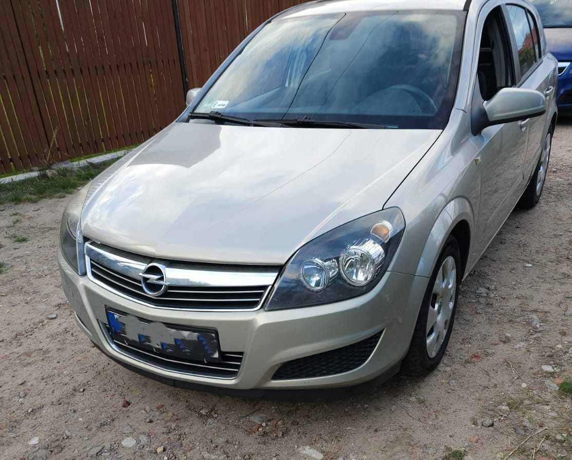 Opel Astra H 1.6