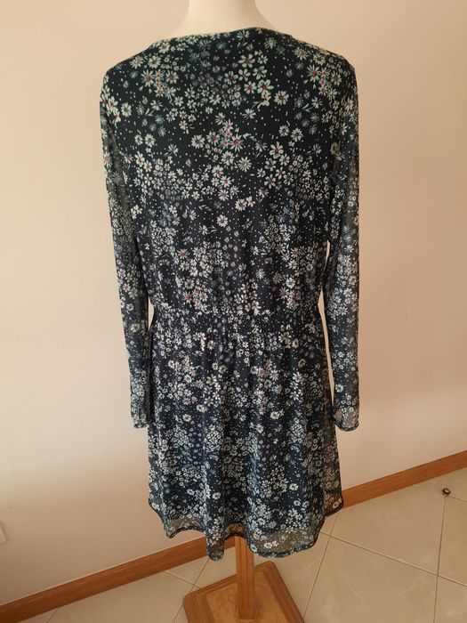 Vestido com forró tam. 40