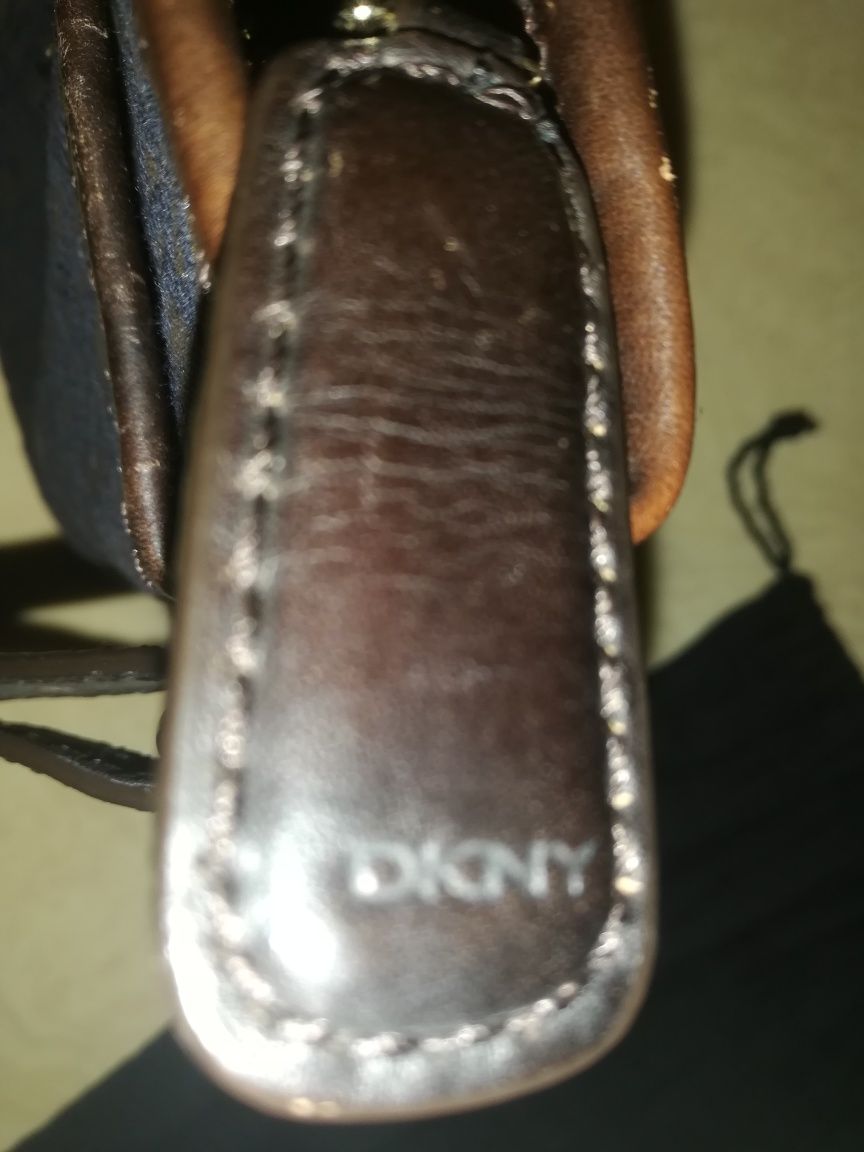 Mala DKNY em tecido