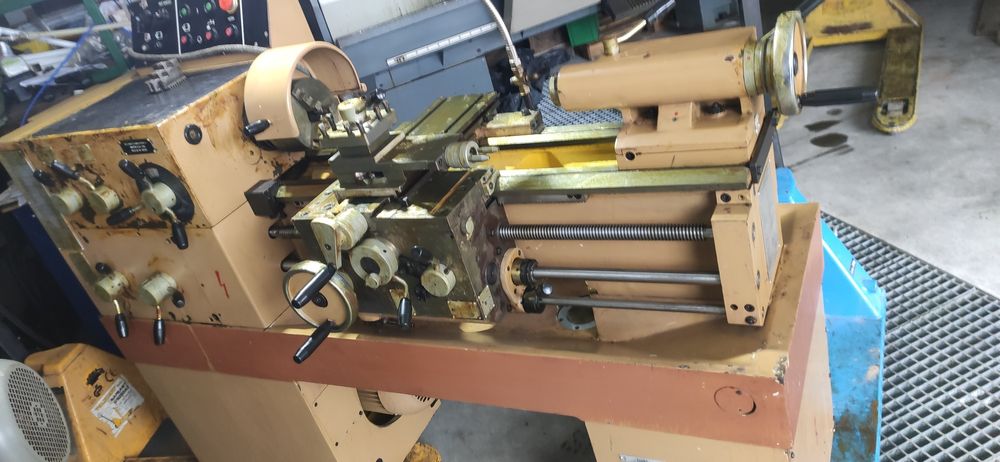 Tokarka TUM 25 B NOWA