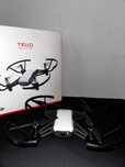 Dron DJI RYZE TELLO z 1 oryginalną baterią.