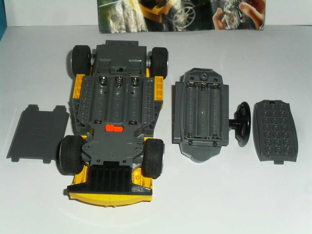 Lego auto samochód zdalnie sterowany podczerwień pilot RC baterie AA