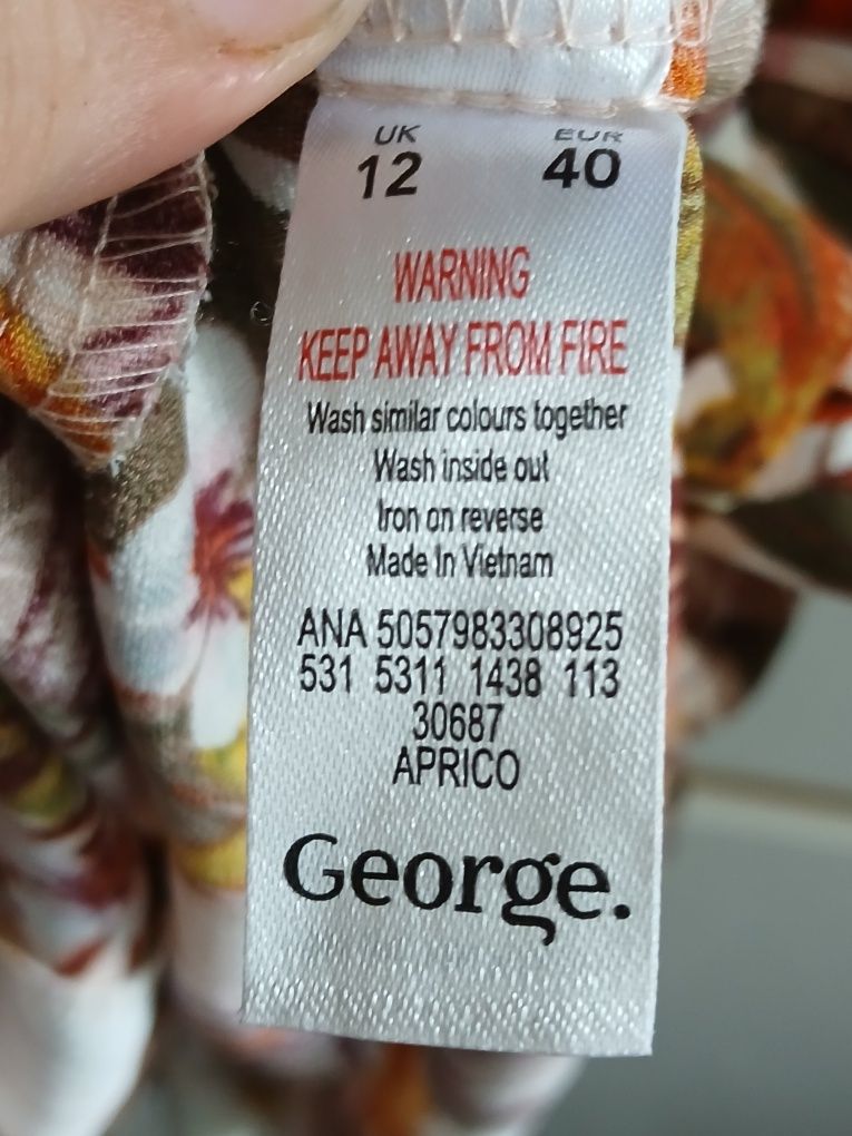Ładna bluzka wiązana z przodu George rozmiar 40
