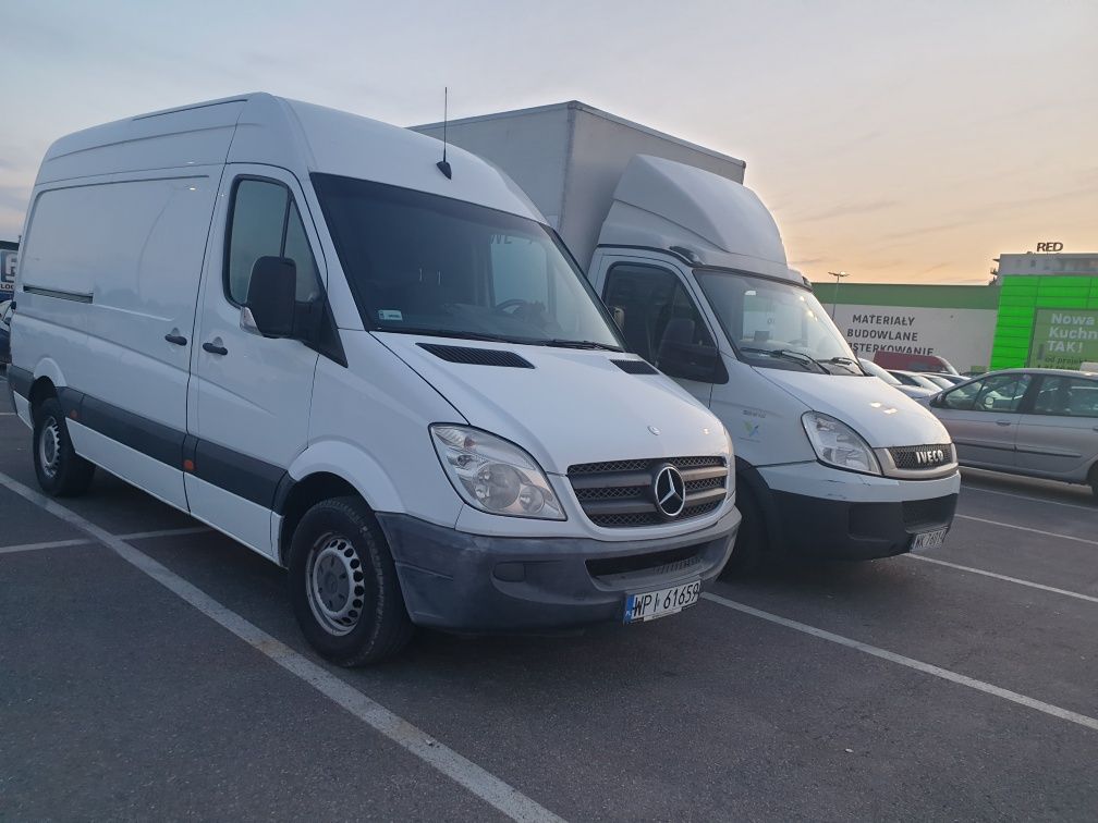 Tanio przewóz mebli od 100zl/h przeprowadzki wnoszene  auto z windą