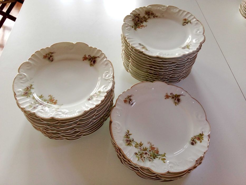 Serviço de Jantar Vista Alegre -1881 a 1921- BAIXA DE PRECO!