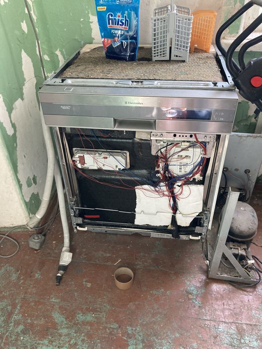 Продам Посудомойку  Electrolux