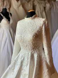 Весільна сукня 44-46 розмір