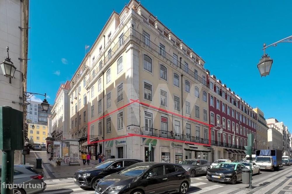 Apartamento para Habitação e de ESCRITÓRIOS (Comércio), T6