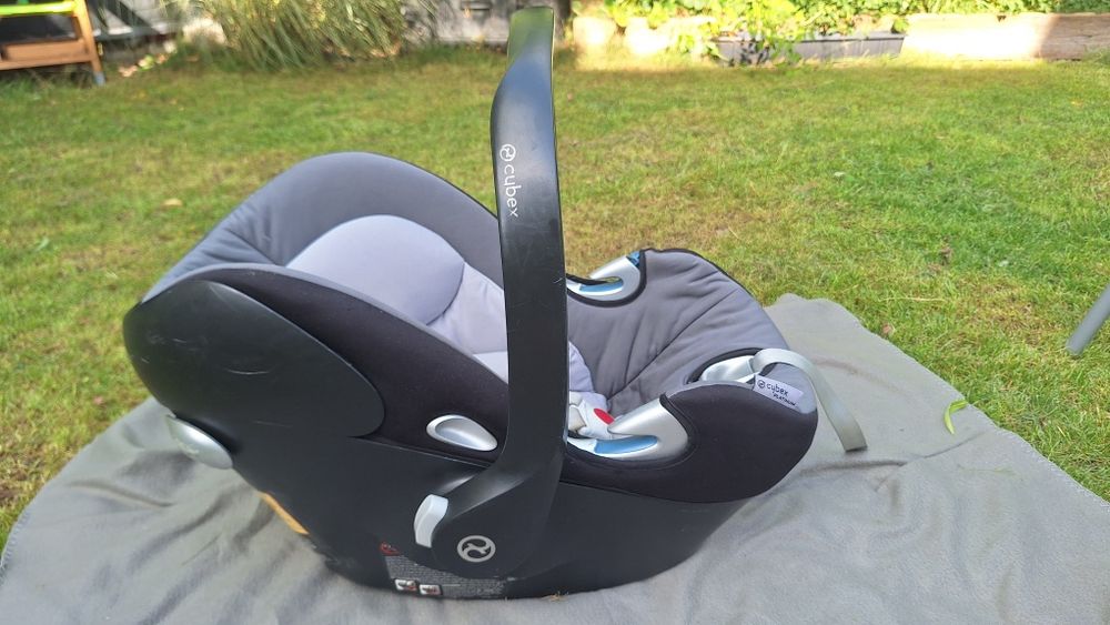 Fotelik samochodowy Cybex Aton Q