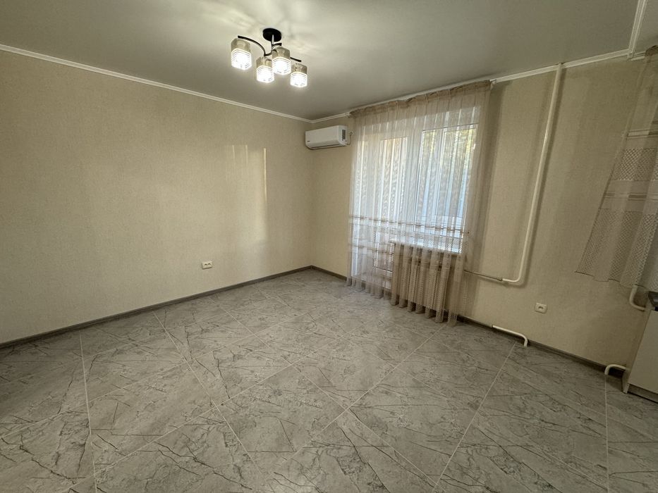 Продаж двокімнатної квартири на Соборній з новим ремонтом