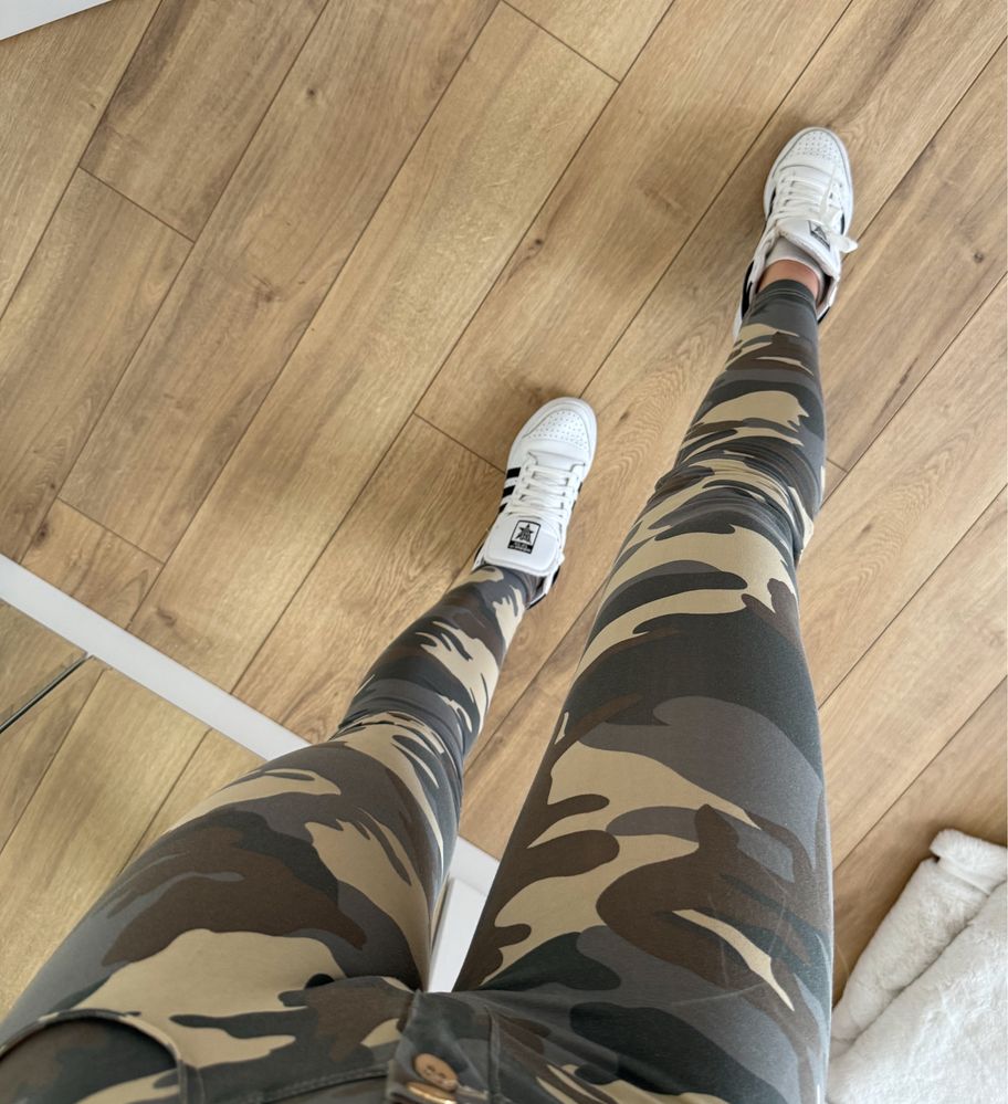 Spodnie modelujące Freddy WR UP efekt push up moro S