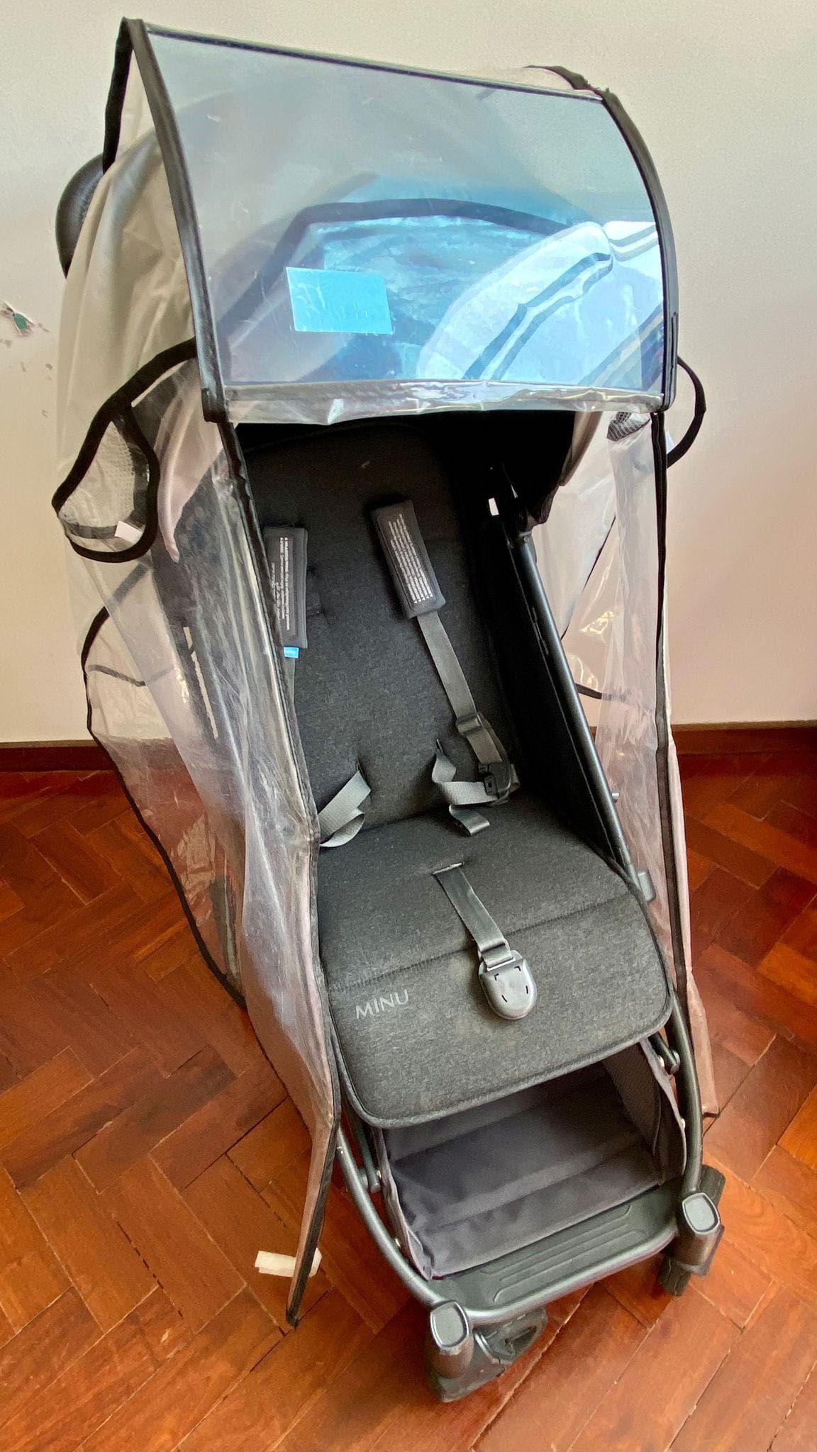 UppaBaby Minu Stroller + seat cover + rain cover