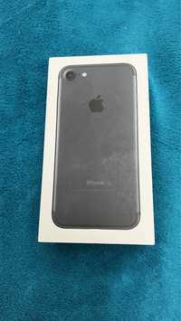 Caixa iPhone 7 32GB preto e capa