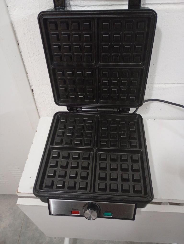Máquina de waffles/fores profissional Nova