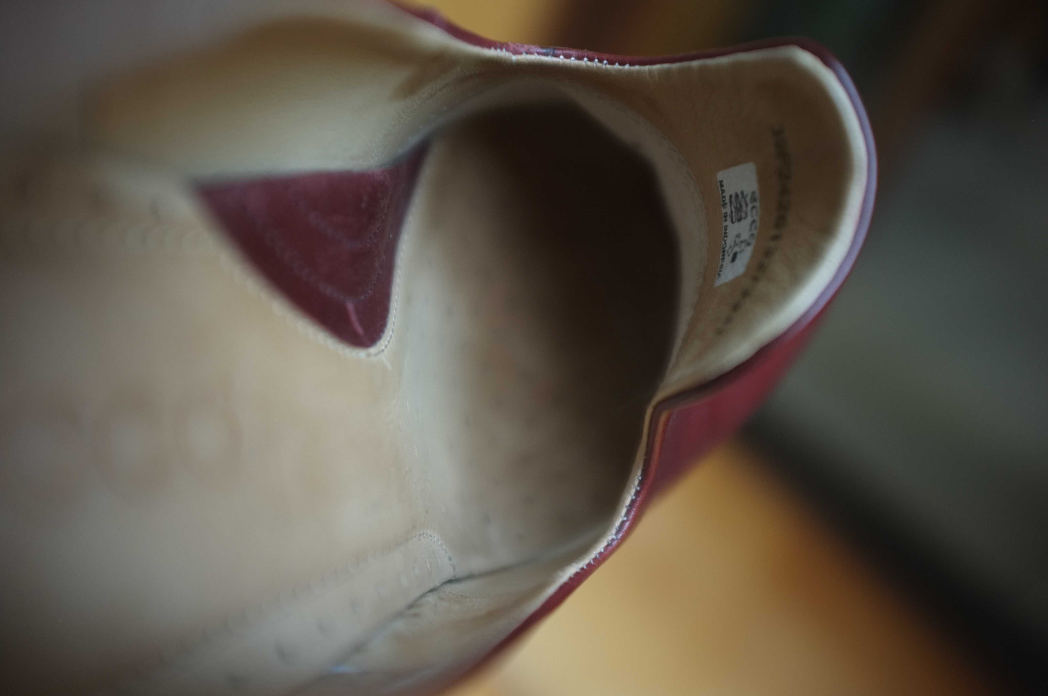 burgundowe skórzane półbuty na obcasie Ecco Sculptured bordo premium