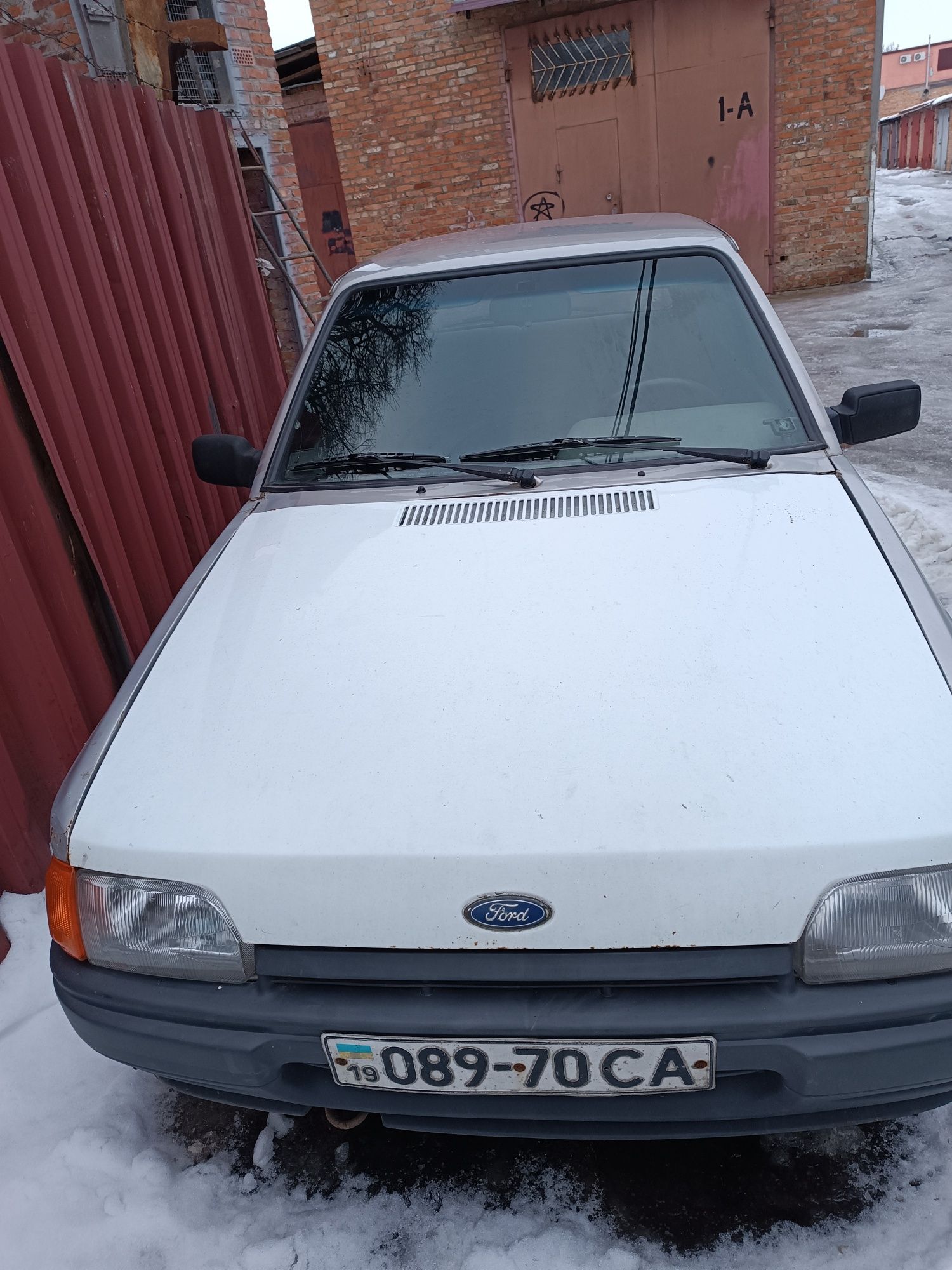 Продам Ford escort