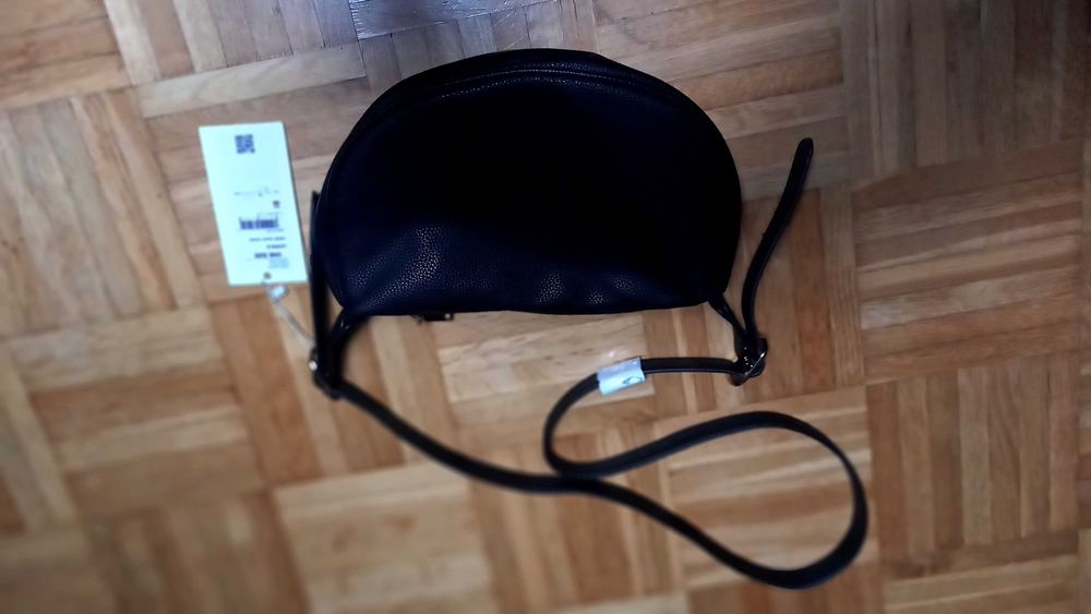 Torebka czarna Diverse