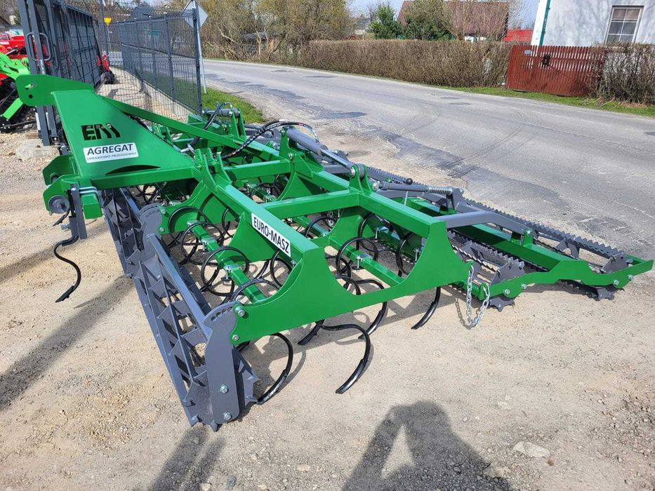 AGREGAT uprawowo-przedsiewny/ NIETOPERZ/ agregat bierny EURO-MASZ