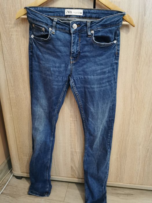Jeansy Zara rozmiar 38