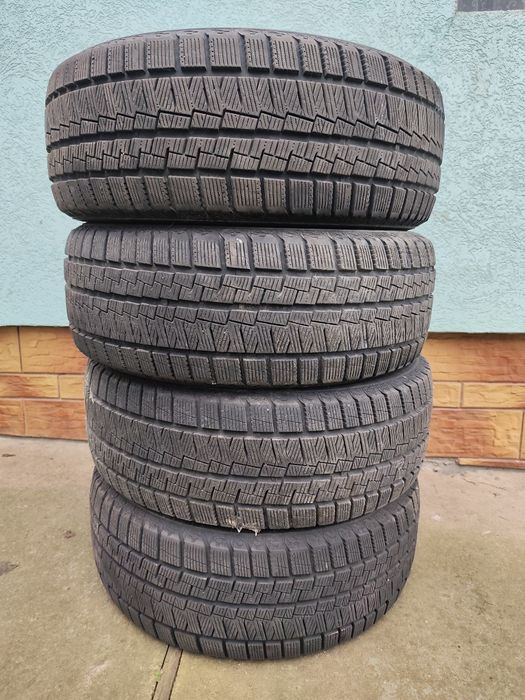 Продам різіну 225/55/17