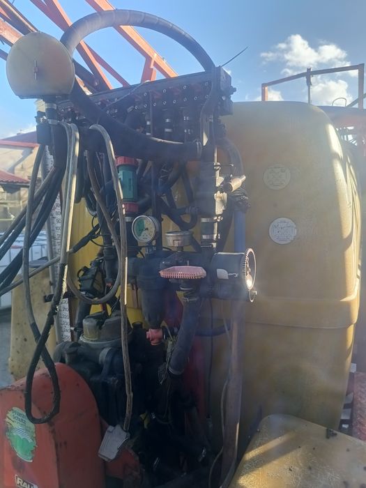 sprzedam opryskiwacz rau