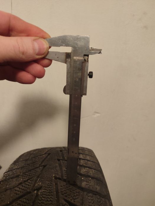 Зимові шини Hankook Winter I*Cept 195/65 R15 95T