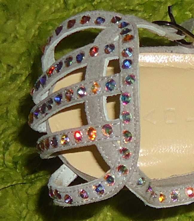 Вечерние босоножки Paoletti  39р