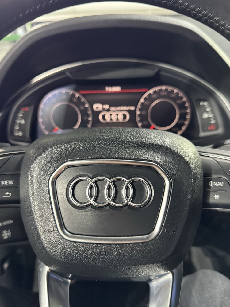 Audi Q7 2016 | 3.0 бензин | Quattro |