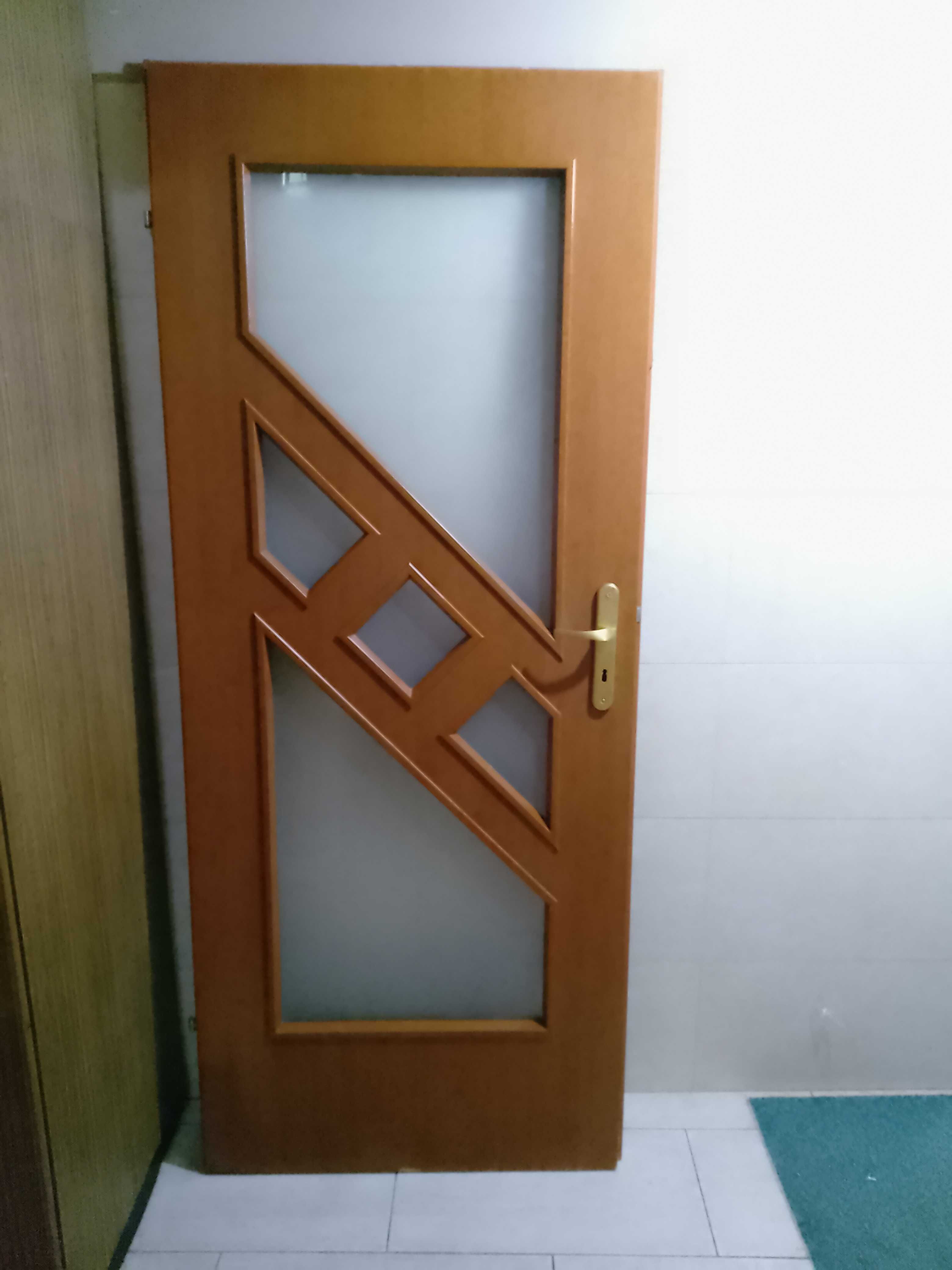 Drzwi wewnętrzne używane 80'