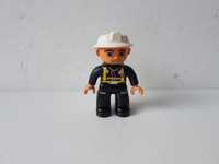 Figurka LEGO DUPLO Strażak w białym hełmie 47394pb122