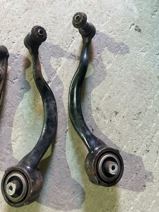 Ричаг передний правий лівий б/у для LAND ROVER RANGE ROVER SPORT L494