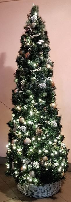 Choinka sztuczna 160 cm wysokości