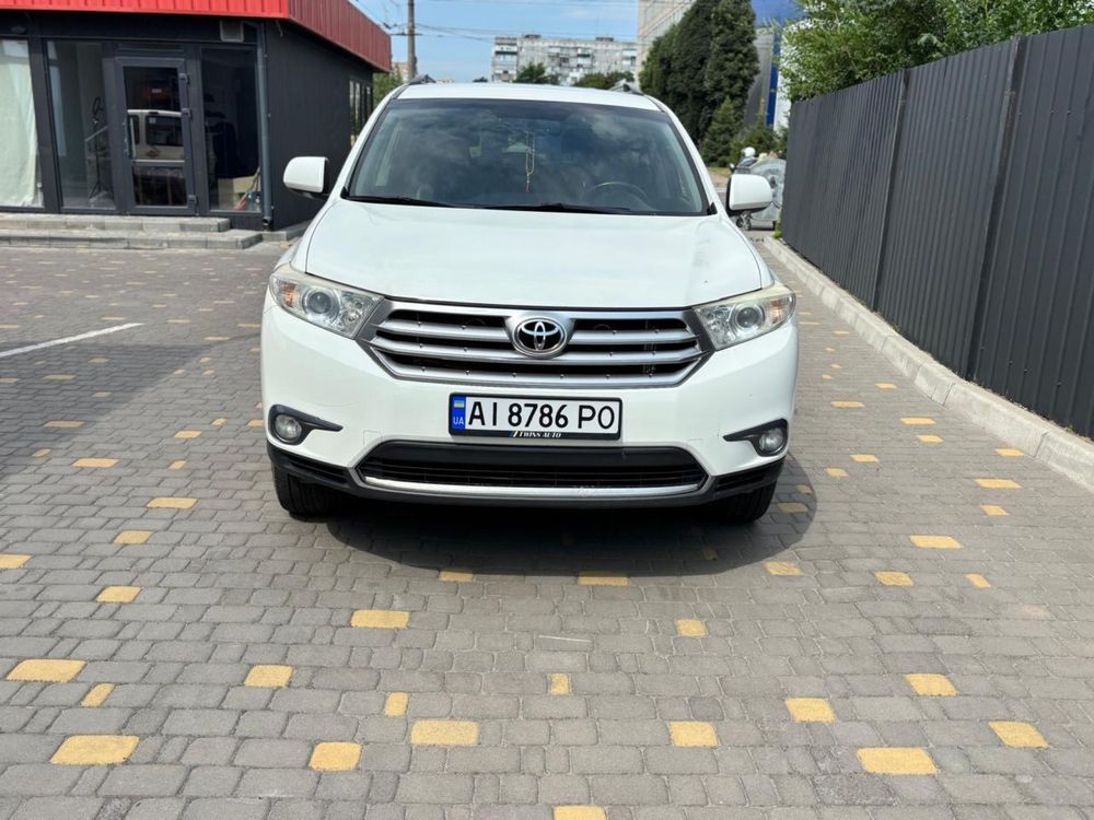 Toyota highlander