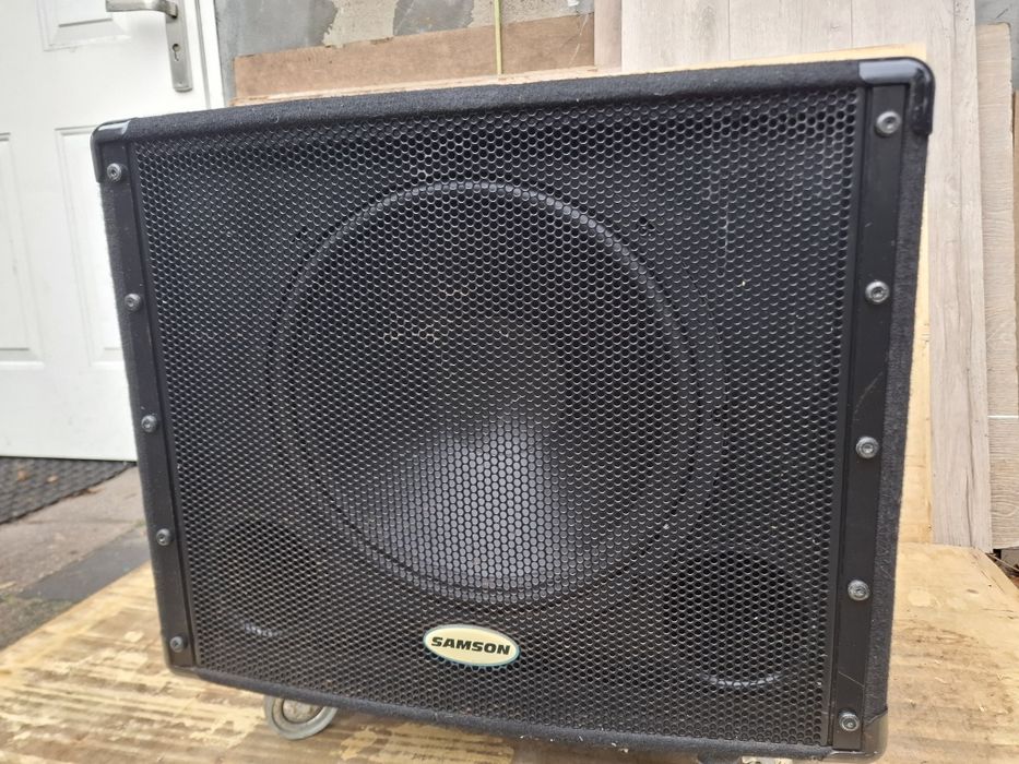 Subwoofer aktywny Samson db1500a
