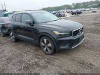 Volvo XC 40 2.0 / 4x4 / Automat / Benzyna / Panorama