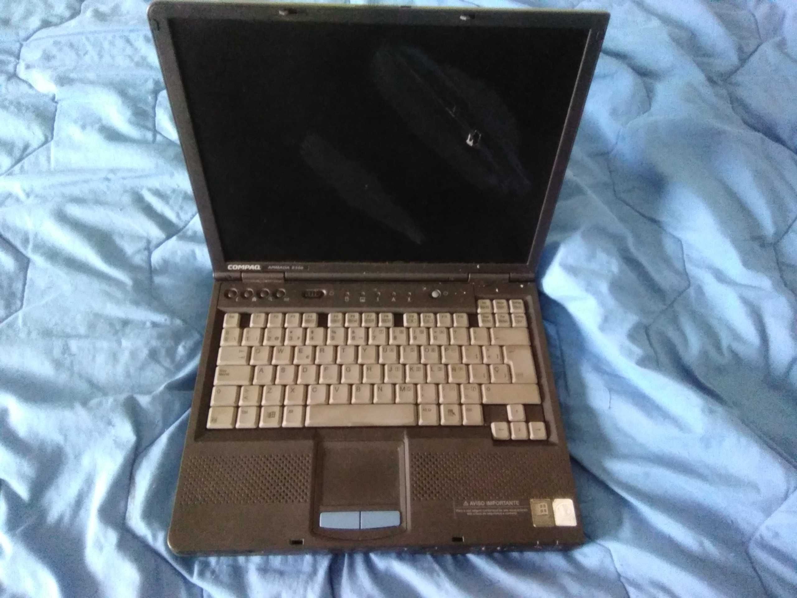 Portátil Compaq Armada Pentium III