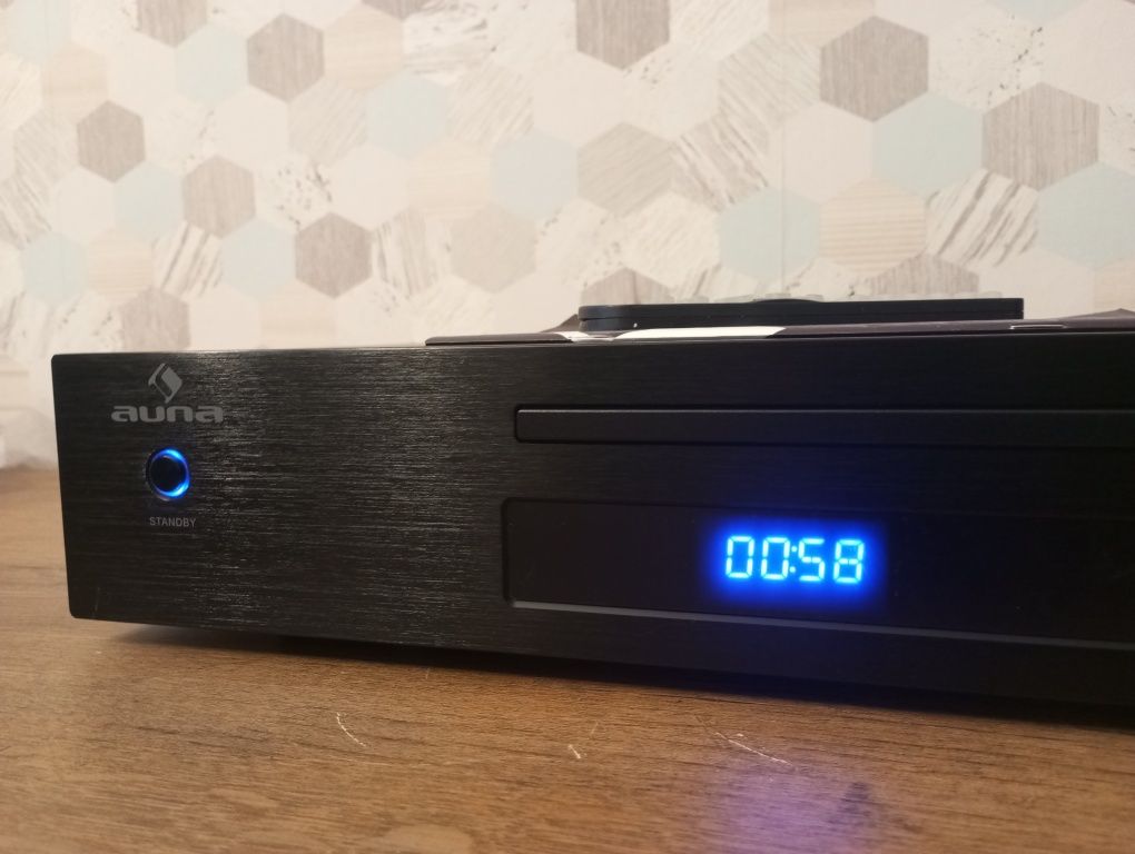 Odtwarzacz CD Auna AV2-CD509 z pilotem
