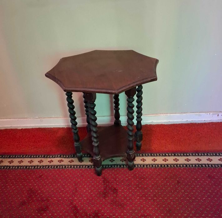 Mesa Madeira Octogonal com Torcidos